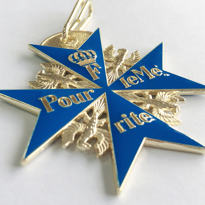 Order of Prussia Award Medal WW1 German Cap Badges Wing Sword Metal Badge