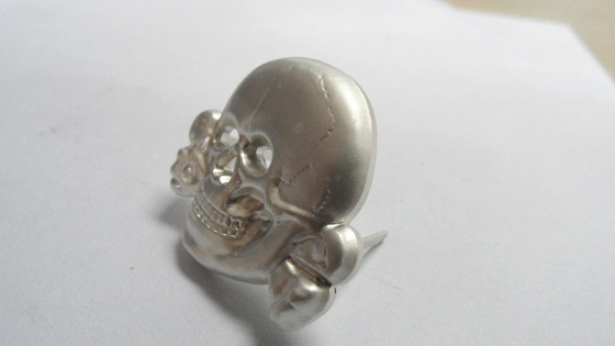 Metal 3D Head Lapel Pin Metal Badge Sand Clock Cute Hard Enamel Pin Brooch